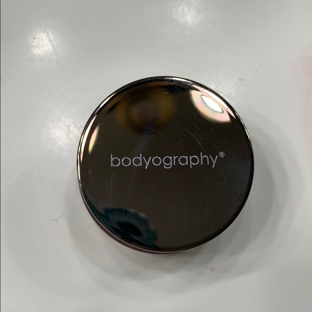Bodyography glitter pigment in sparkler